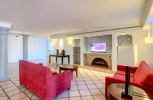 Highlands Hotel | SoHo Inn & Suites Jacksonville North