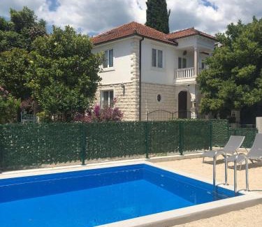 Topla Apartamento | SOKO APARTMENTS Huoneistohotelli SOKO