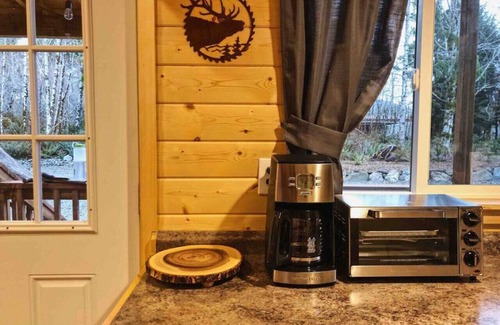 Forks Cabina | ¡Una pequeña cabaña con grandes aventuras!