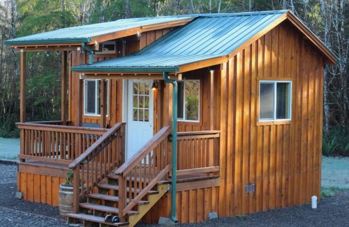 Forks Cabina | ¡Una pequeña cabaña con grandes aventuras!