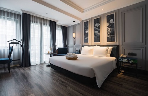 Hang Trong Hotel | Solaria Hotel