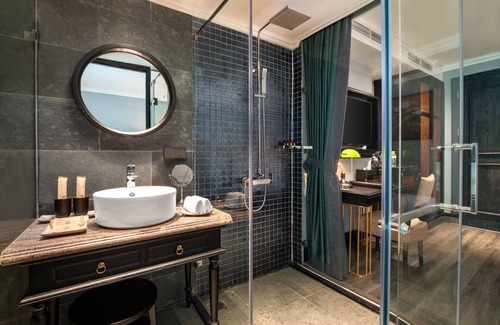 Hang Trong Hotel | Solaria Hotel