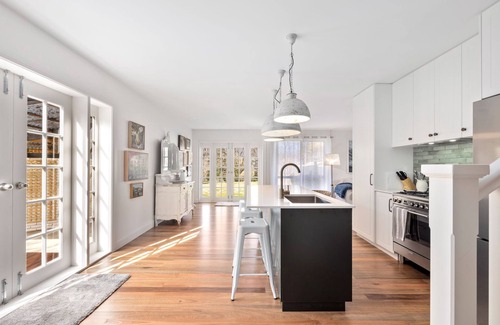 Braidwood Casa | Solus House: Braidwood Art Stay