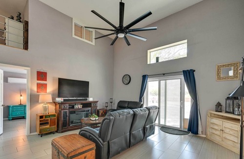 Somerton Casa | Somerton Home with Fireplaces - Near Casino!