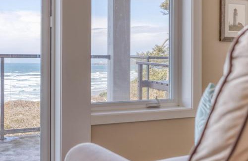 Newport Casa | Somewhere at the Beach