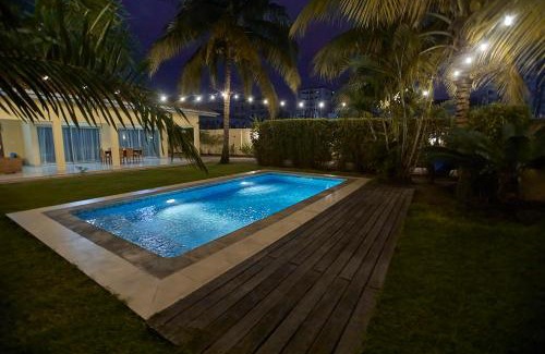 Pointe-Noire Apartamento | Sompteuse villa avec piscine à 5 min de la plage
