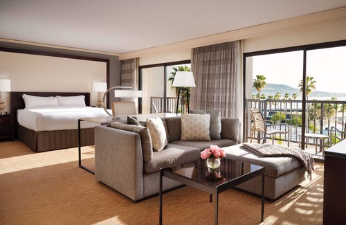 South Redondo Hotel | Sonesta Redondo Beach & Marina