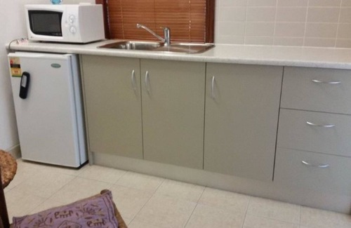 Lightning Ridge Cama Y Desayuno | Sonjas Bed and Breakfast