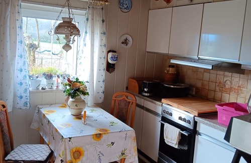 Lasbek Apartamento | Sonnenscheinhof Alpacas, vacation apartment on the first floor for 5 people