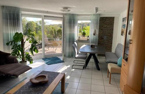 Forchtenberg Apartamento | Sonnige Südwohnung mit Terrasse, Badesee