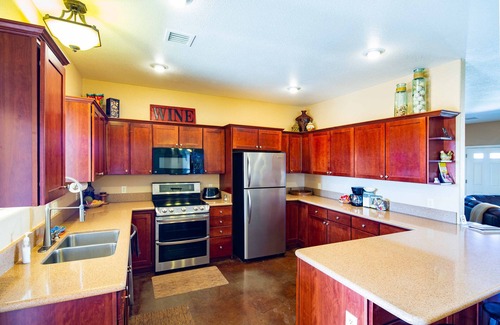Elgin Casa | Sonoita Elgin Luxury Wine Country Getaway Vacation Rental