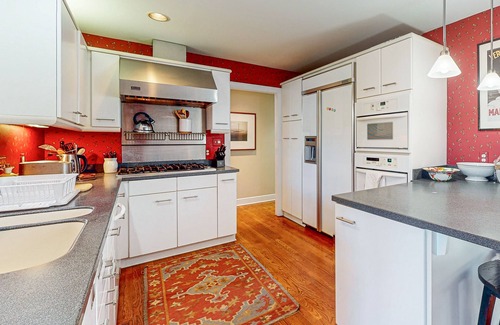 Sapphire Casa | Soquilla Lakefront Home: Private Dock w/ Kayaks, Stunning Views, Dog Friendly