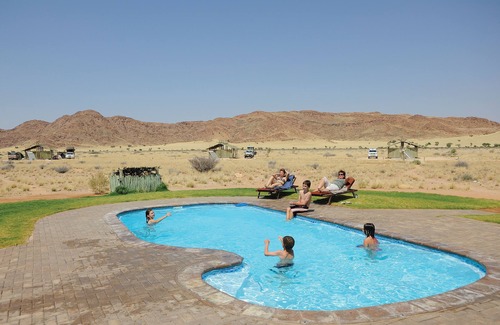 Sesriem Alquiler De RV | Sossus Oasis Camp Site