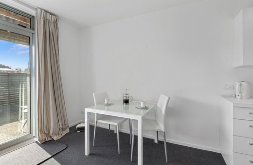 Picton Cabaña | Sounds Studio - Picton Downstairs Unit