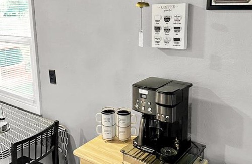 South Bend Casa | South Bend Gem: Ideal Location, Cozy