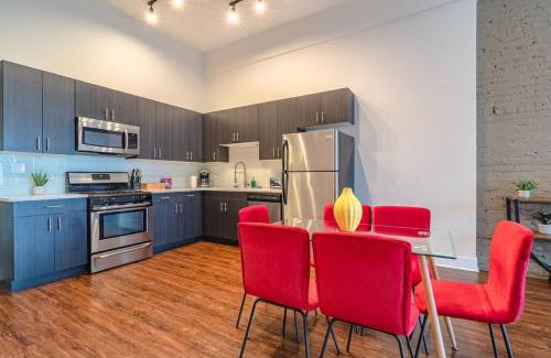 Near South Side Apartamento | South Loop 3BR Group Comfort Near Downtown, Grant Park, Soldier Field and McCormick Place