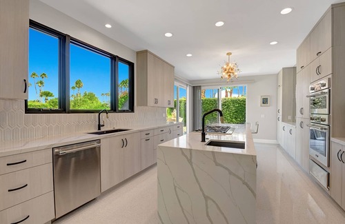 Canyon Corridor Casa | South Palm Springs Sun Terrace Estate