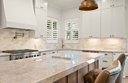 Bayshore Beautiful Villa | South Tampa 3 Bedroom Luxury Villa Right off Bayshore - Newly Renovated