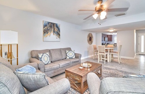 Bayshore Gardens Casa | South Tampa Retreat: Fenced Yard, Top Location!