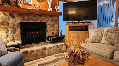 Harbor Springs Casa | Southridge #9 - Ski-in/ski-out at base of Nub's Nob