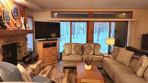 Harbor Springs Casa | Southridge #9 - Ski-in/ski-out at base of Nub's Nob