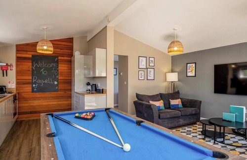 Raywell Chalet De Esquí | Spa Escape (Pet Garden)