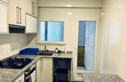 El Port Apartamento | Amplio Apartamento cerca de FIRA y del Centro