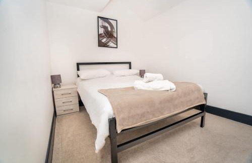 Newark Apartamento | Spacious 2 Bedroom Apartment in Central Newark