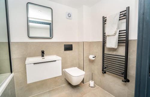 Newark Apartamento | Spacious 2 Bedroom Apartment in Central Newark