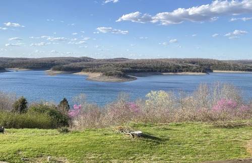 Mountain Home Condominio | Spacious 2 bedroom condo with stunning lake view #11