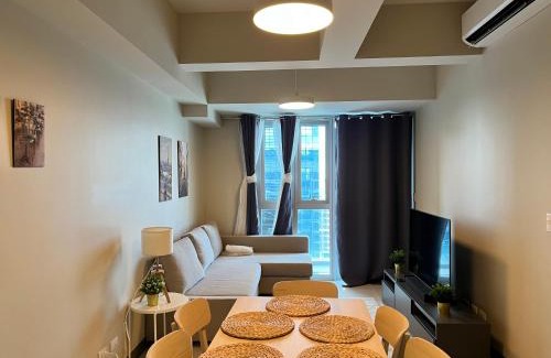 Bonifacio Global City Apartamento | Spacious 2 Bedroom with StunningView in Uptown BGC