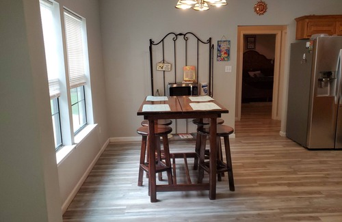 Wakefield Casa | Spacious 3 Bedroom Home 1 Acre Unlimited Fast wifi