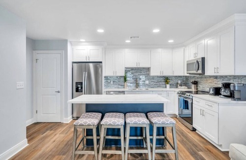 Metairie Apartamento | Spacious 3 bedroom Condo 15 Minutes to Downtown