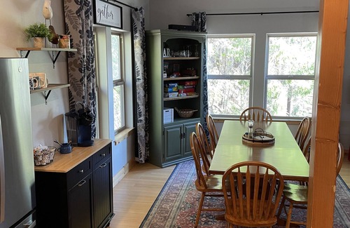 Detroit Casa | Spacious 3-Story Home, 4 bedrooms, Sleeps 12, Easy Trailer Parking