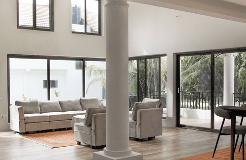 Teshie Villa | Spacious 4-Bedroom Villa Perfect for Groups