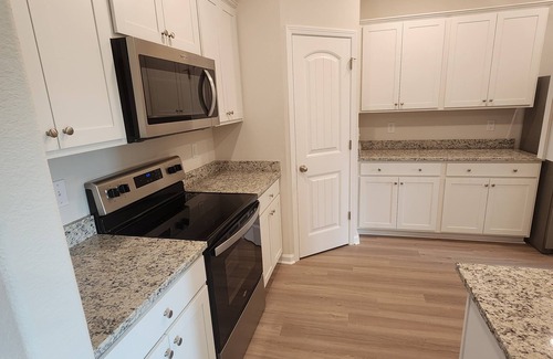 Youngsville Casa | Spacious 4BR/2BA Home-charming downtown Youngsville- Near Raleigh & Wake Forest.