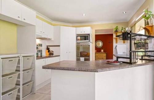 Forest Lake Casa | Spacious 4BR family retreat near mall at Forest Lake