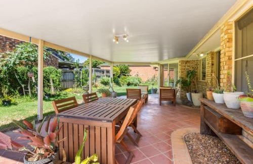 Forest Lake Casa | Spacious 4BR family retreat near mall at Forest Lake