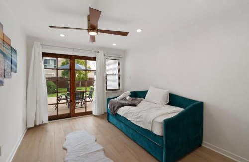 Pico - Robertson Villa | Spacious 4BR House with Large Yard and Parking Beverly Hills Adj