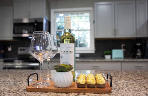 Tucker Casa | Spacious 5-bedroom House minutes from Downtown Tucker