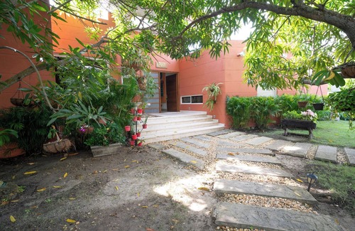 Bocachica Villa | Spacious 5-bedroom villa with AC and WiFi in welcoming Cartagena