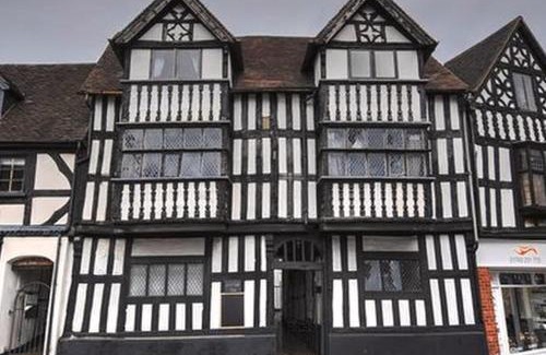 Shrewsbury Hotel | Spacious 5 Family Rooms House By Shropshire Escapes Short Lets & Serviced Accommodation Frankwell With Free WiFi & Parking