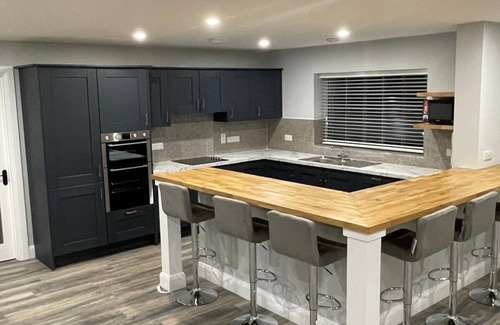 Tuam Casa | Spacious 5Br Home - Country View - Close to Galway