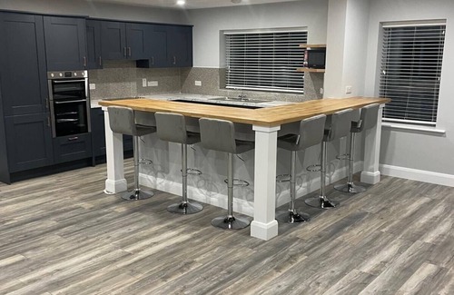 Tuam Casa | Spacious 5Br Home - Country View - Close to Galway