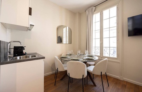 Le Pre-Saint-Gervais Apartamento | Spacious apartment near the 19th arrondissement