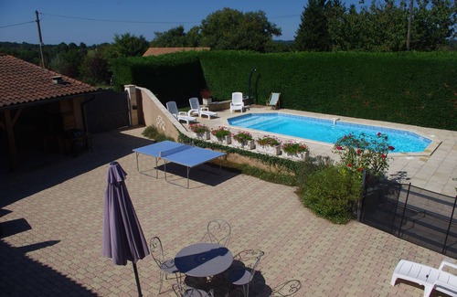 Montagnac-la-Crempse Casa | Casa de campo espaciosa y confortable con piscina privada (2 a 8 prs)