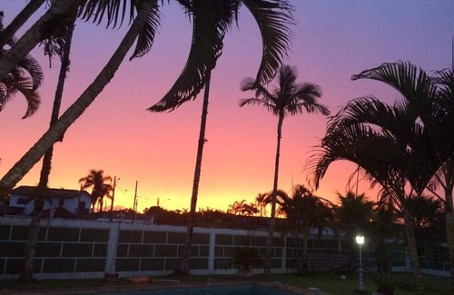 Cananeia Casa | Residencia espaciosa y acogedora en el complejo de Cananéia / piscina y gran jardín