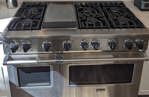 Gansevoort Casa | Spacious and Modern, 15 minutes to Saratoga Race Track!