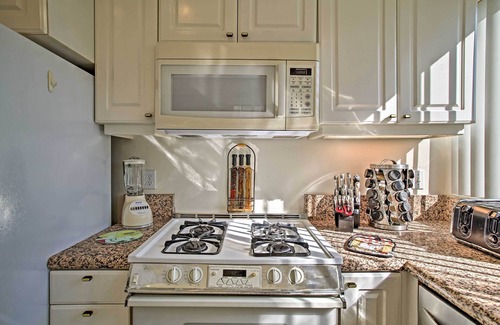 Cathedral City Complejo | Spacious and stylish two-story villa