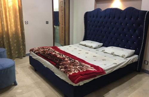 Lahore Apartamento | Spacious Apartment in Johar Town